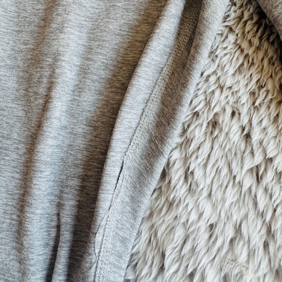 Beyond Yoga Gray Leggings - Picture 4 of 5